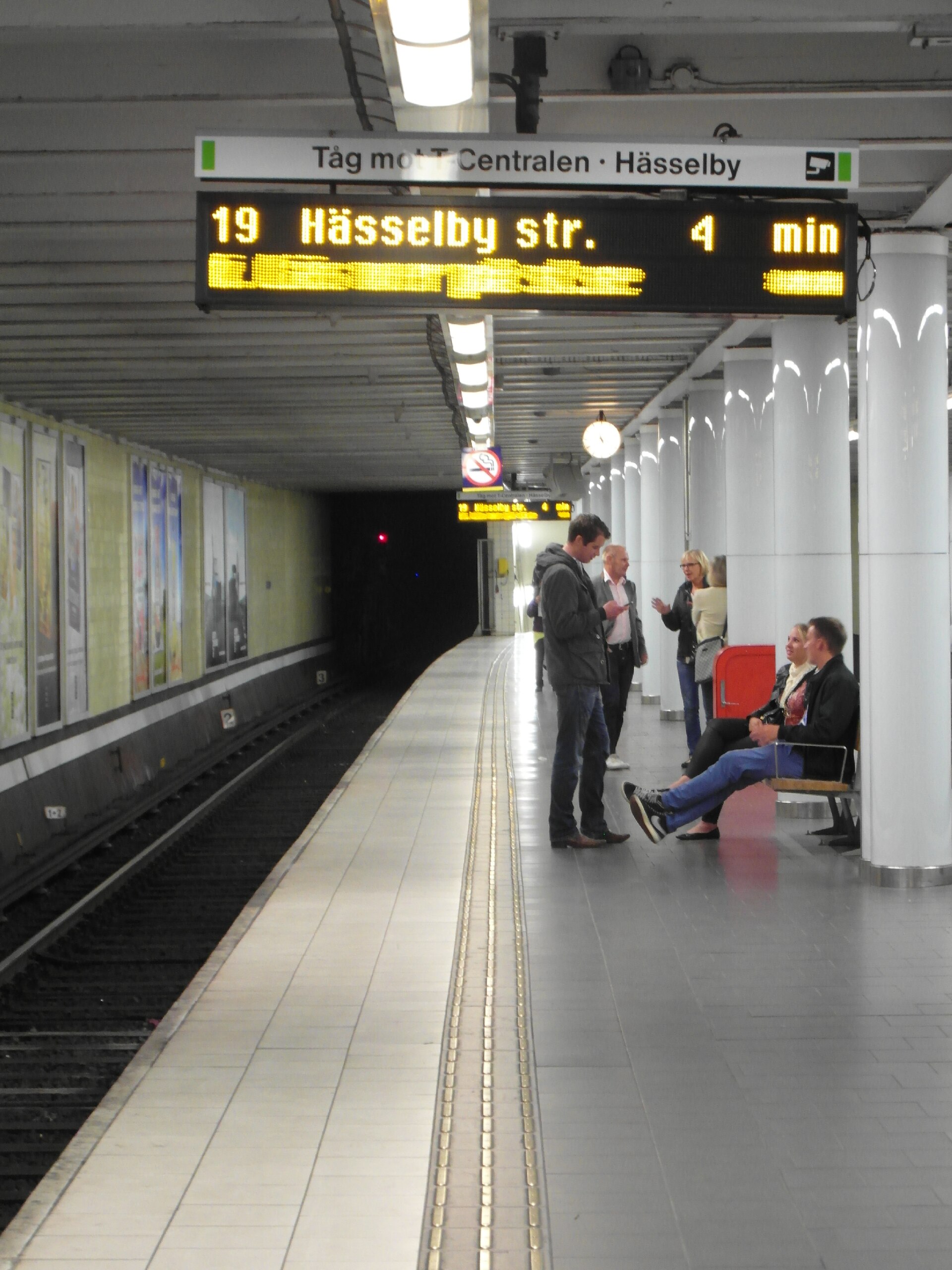 Platform at Skanstull station on Stockholm's green metro line