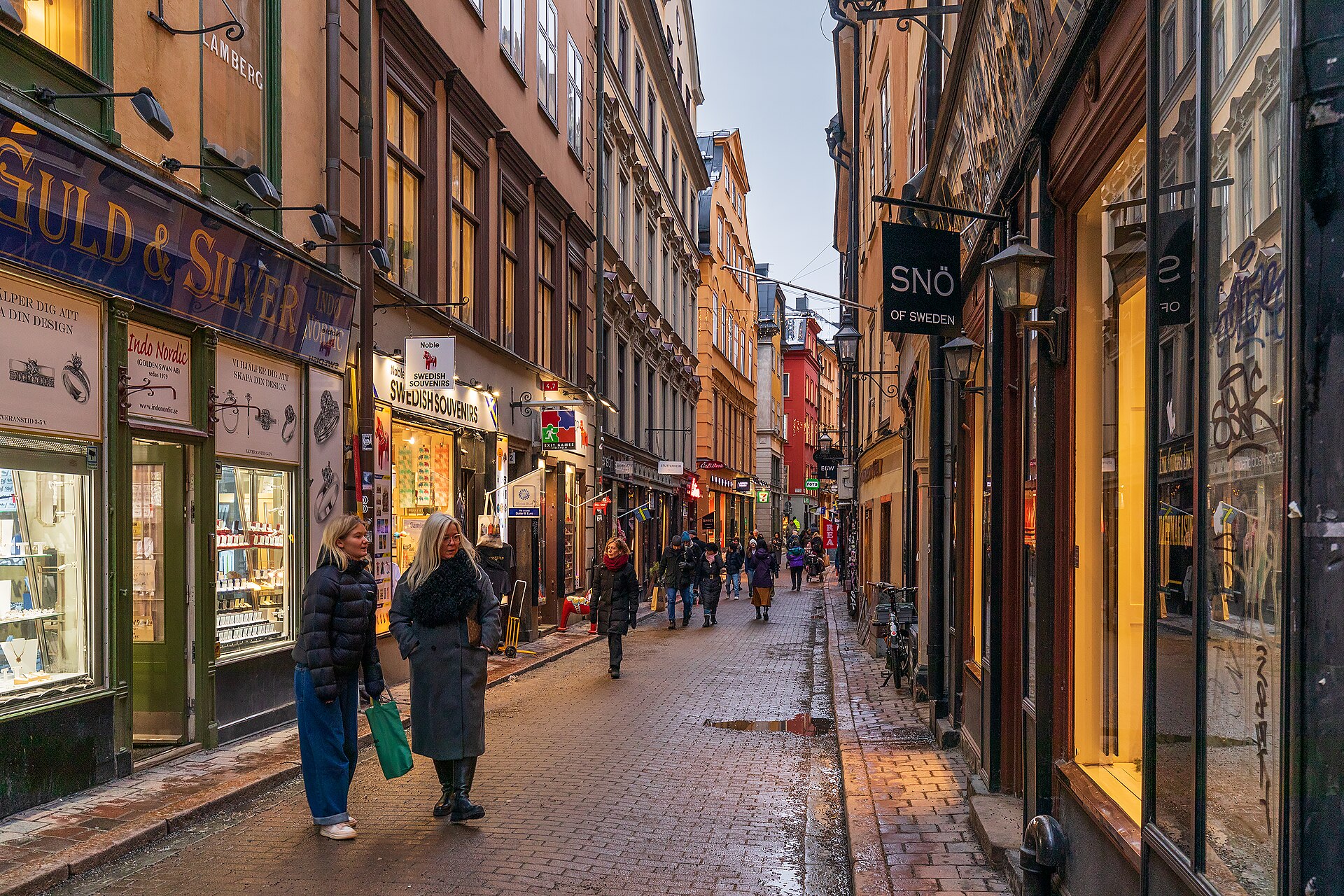 Västerlånggatan street in Gamla Stan, Stockholm, Sweden, 2022 December - 3.jpg — illustrating Planning a Stockholm Day in December's Four Hours of Light