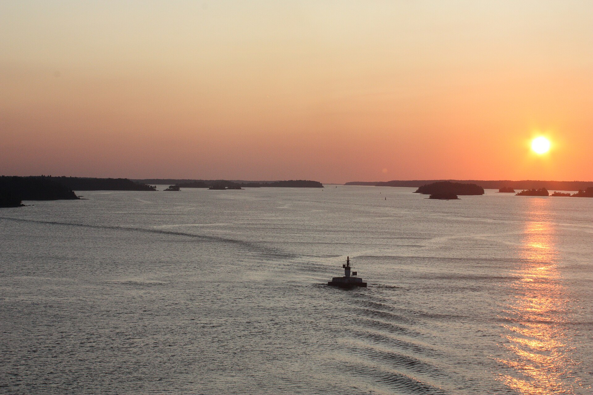 Final stretch of the archipelago passage into Stockholm harbour
