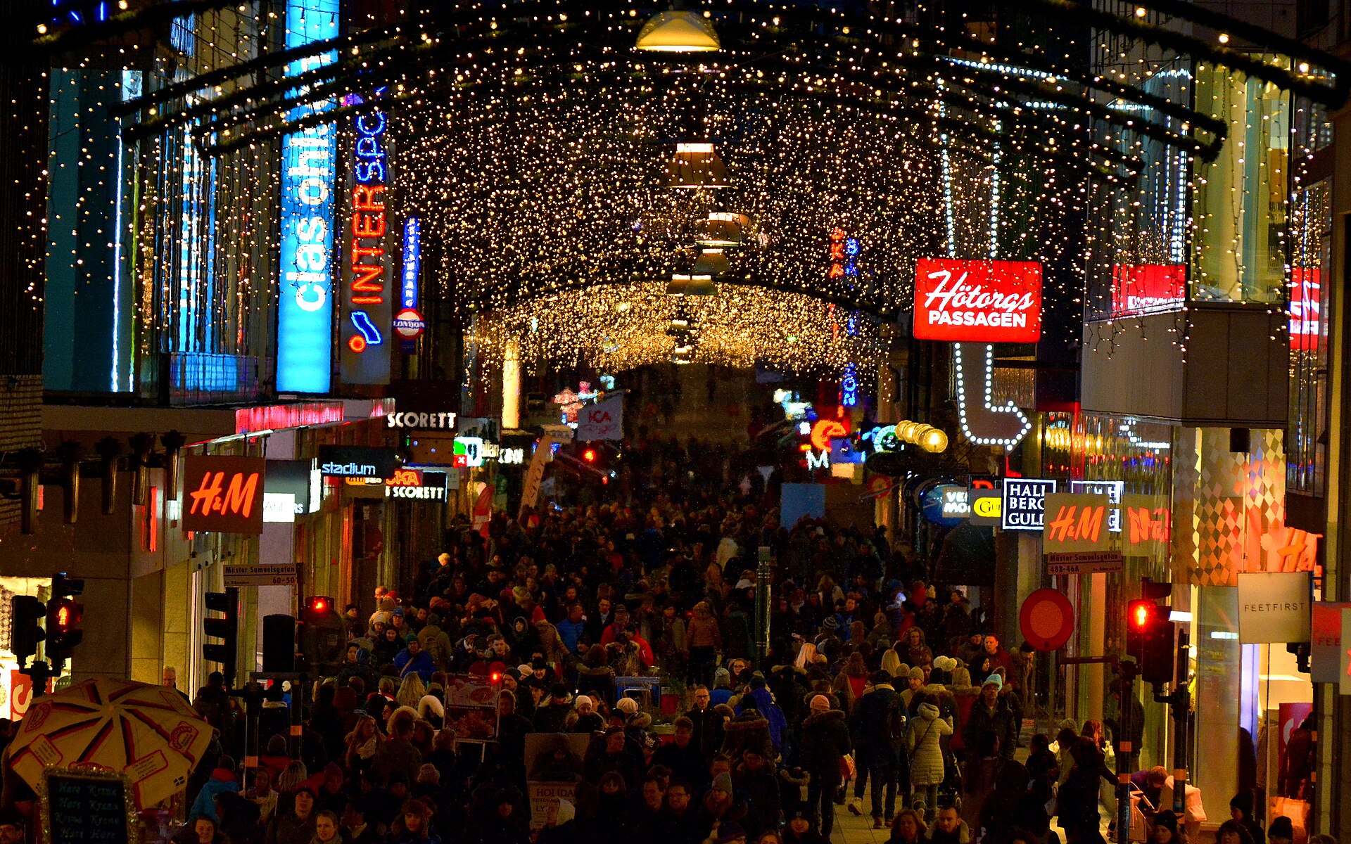 Drottninggatan, Christmas lights.jpg — illustrating What Is Drottninggatan? Stockholm’s Main Street Explained